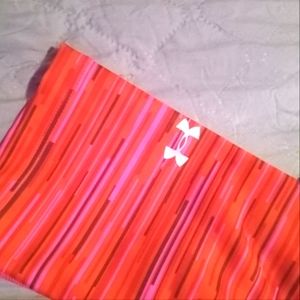 UNDER ARMOUR CAPRI LEGGINGS